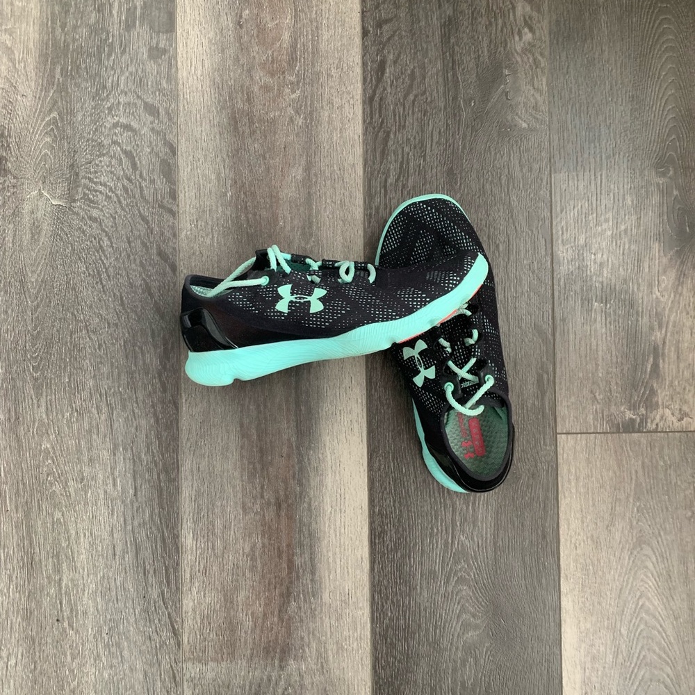 Under Armour Women’s Shoe; Size 8.5